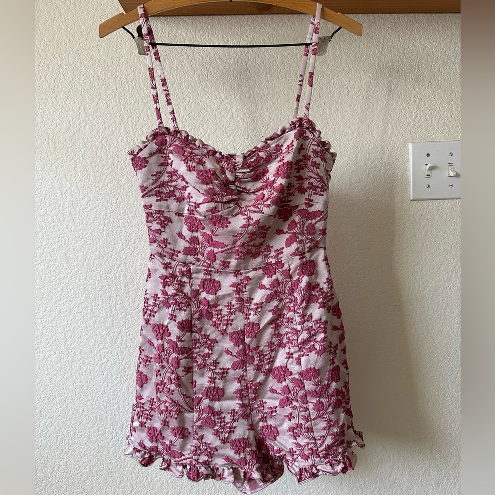 LIKELY Hyland Romper Pink Florals and Ruffles Size 0 - Picture 3 of 5
